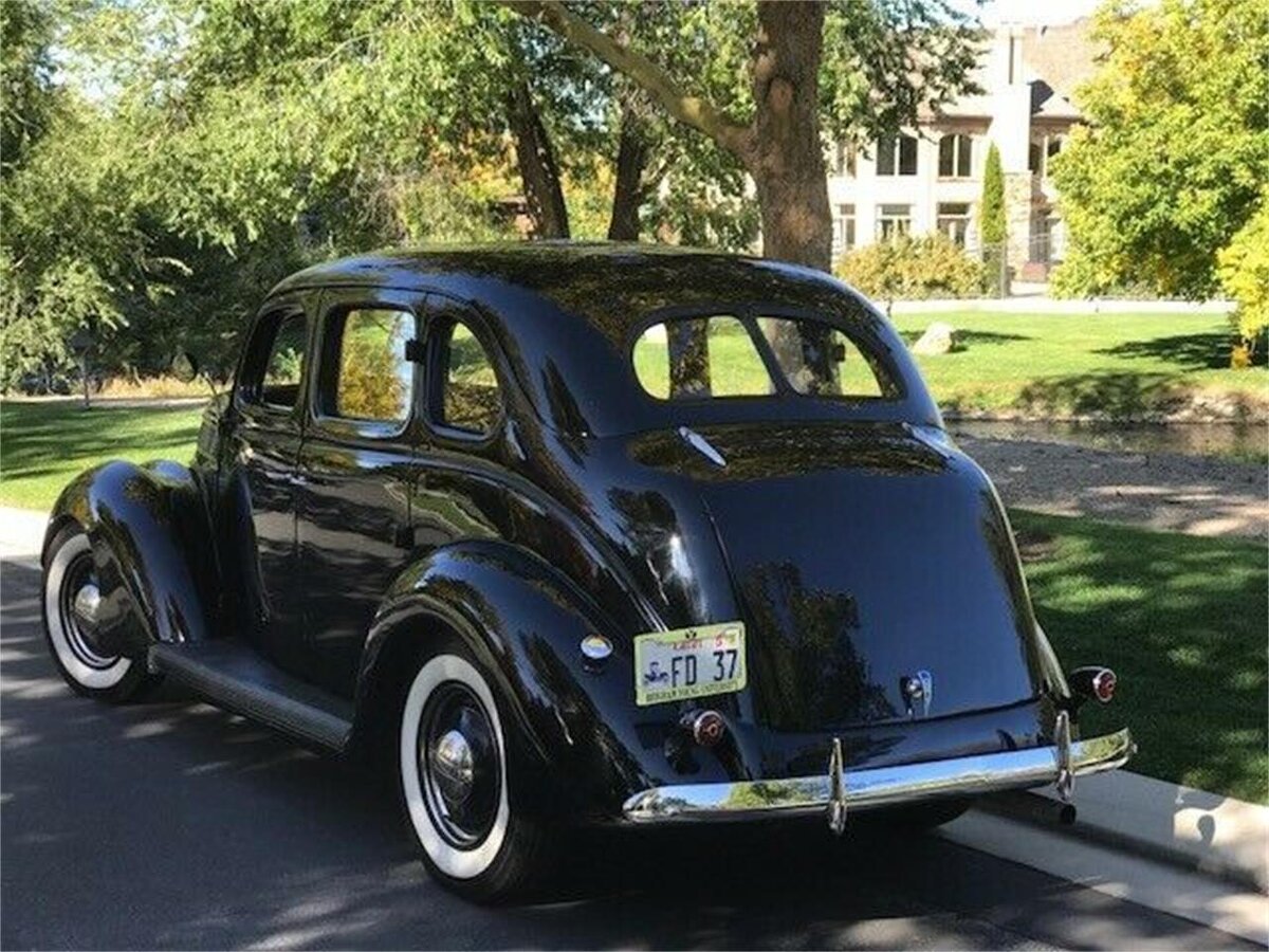 1937 Ford model-78 02.jpg
