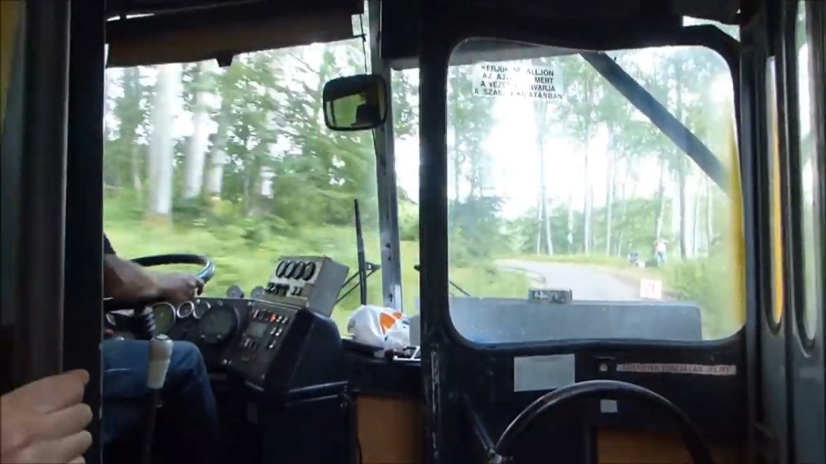 2018_05_28 Bükkszentkereszt veterán találkozó és felfutás Ikarus versenybusszal-0-01-46-666.jpg