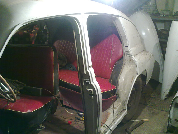 21032010291.jpg