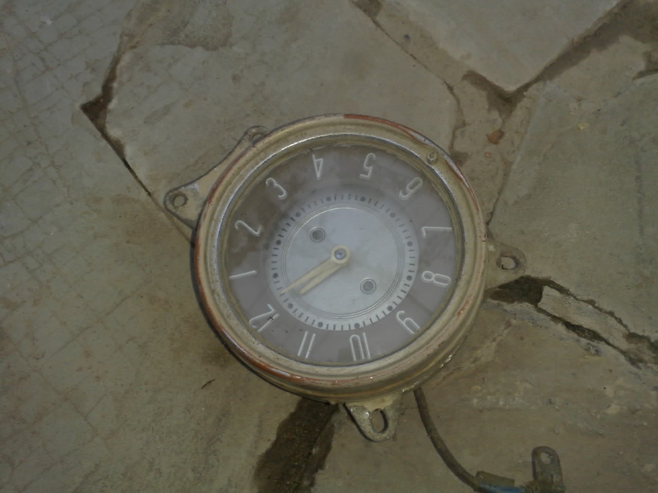 30092011055-001.jpg