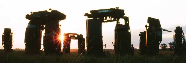 44_carhenge1.jpg