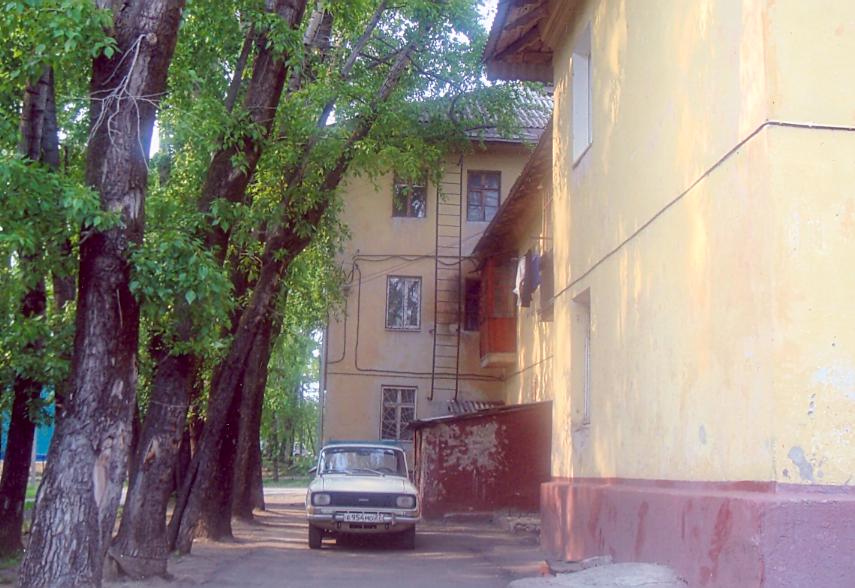 6556 Сталинки в Северном.JPG