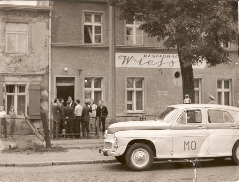 7-103055.jpg