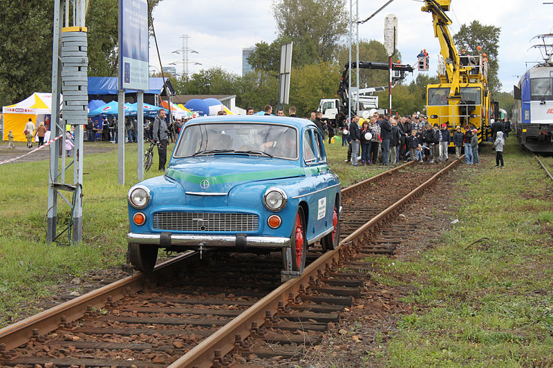 800px-Draisine_Warszawa_DTP_2010.JPG