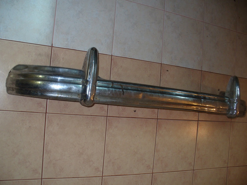 бампер задний с клыками.JPG