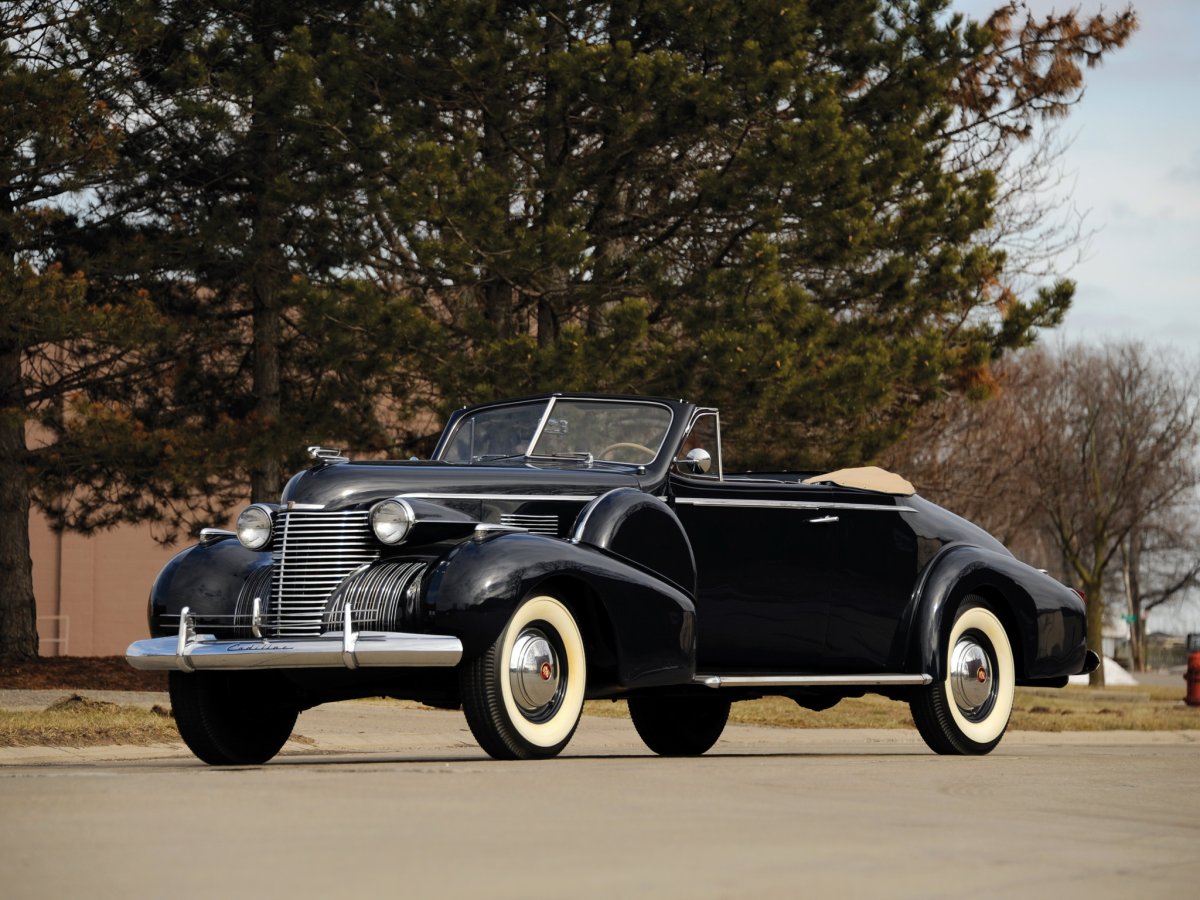 cadillac_fleetwood_seventy-five_convertible_coupe_2.jpg