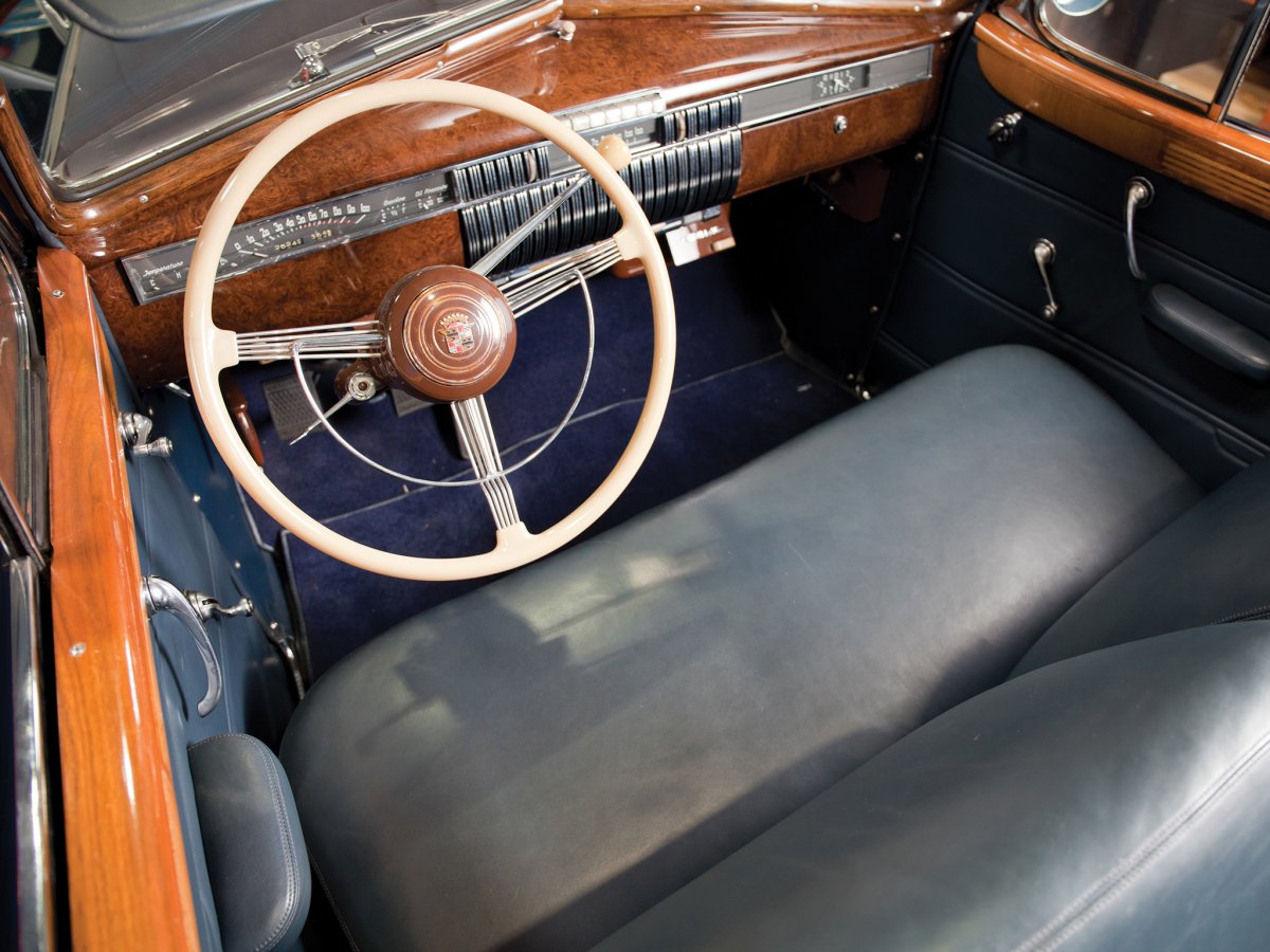 cadillac_fleetwood_seventy-five_convertible_coupe_4.jpg