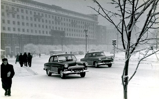 Челябинск пл. Революции 1970.jpg