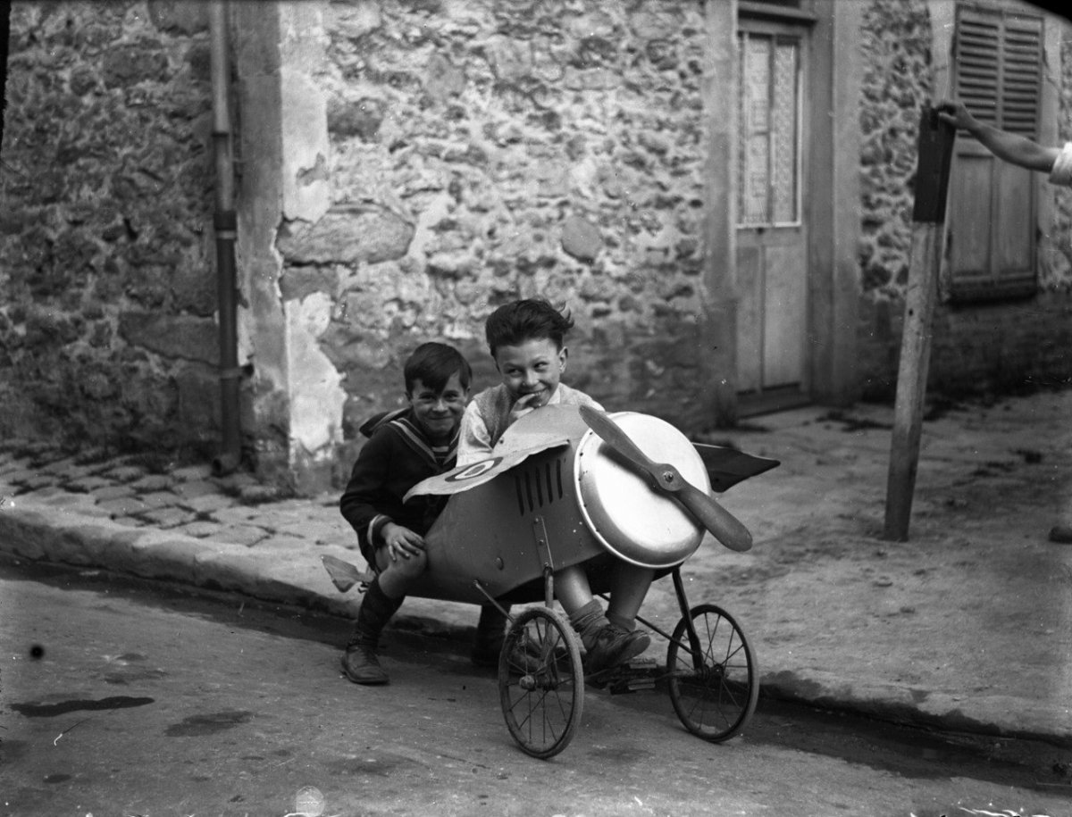 Детские игры. Третья Французская республика. 1930-е.jpg
