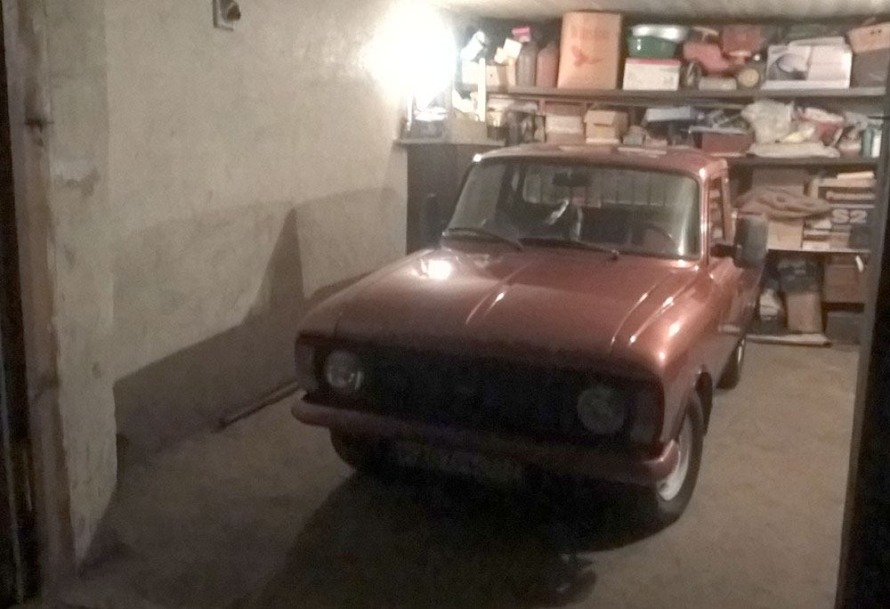 garage.jpg