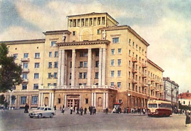 Гостиница (Смоленск). 1962 г.jpg