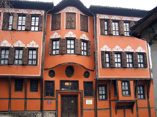 kashta-georgiadi%20istor-muze.jpg