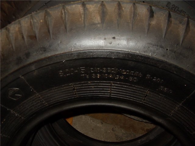 Колеса Газ 13.jpg