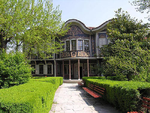 kuiyumdjieva%20kashta.jpg