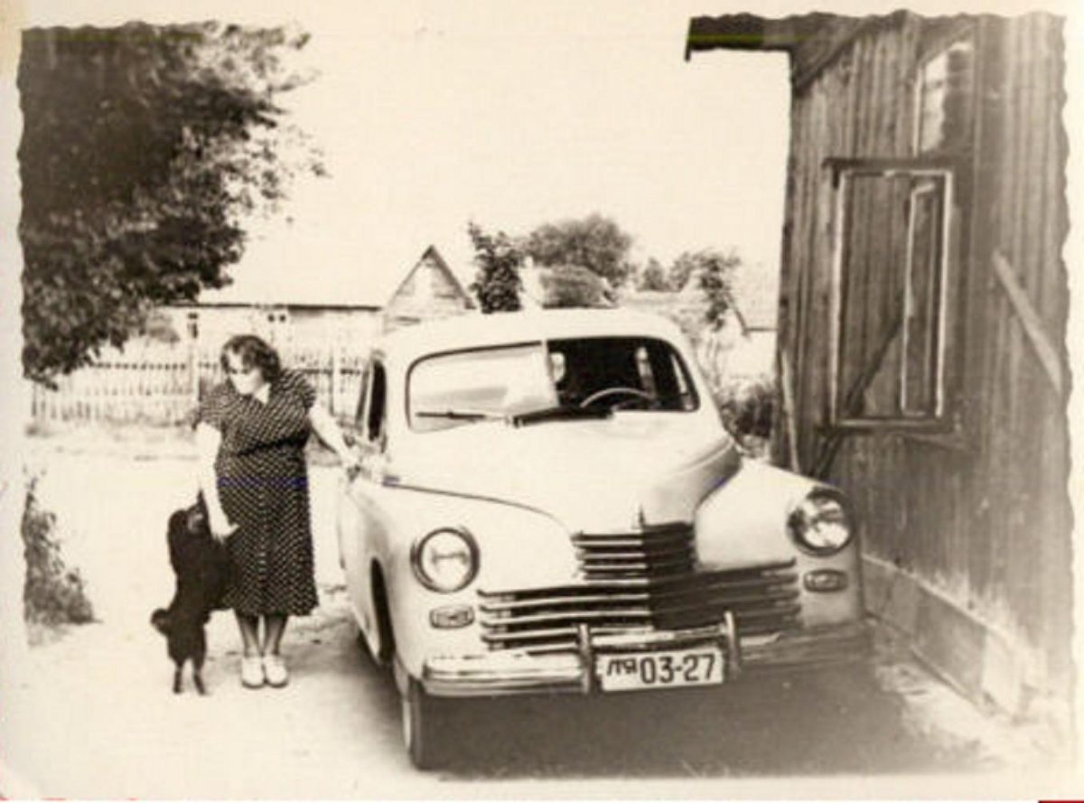 lia 03-27.JPG