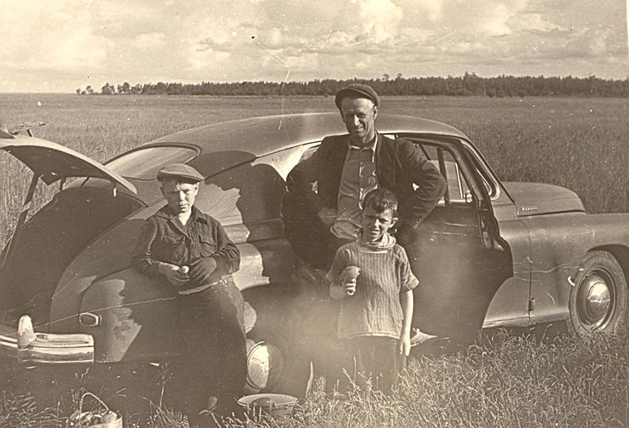 М-20.JPG