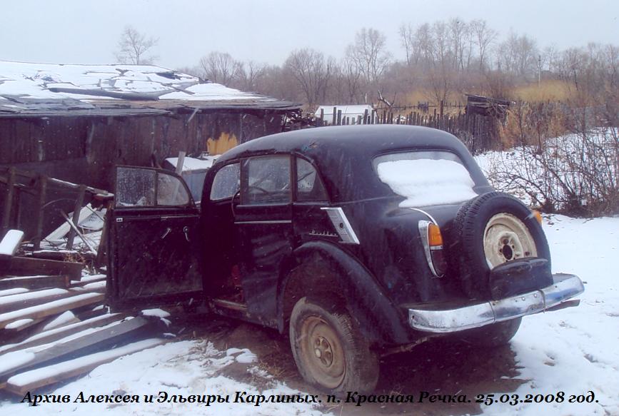 Москвич-400-420 сзади-сбоку.JPG