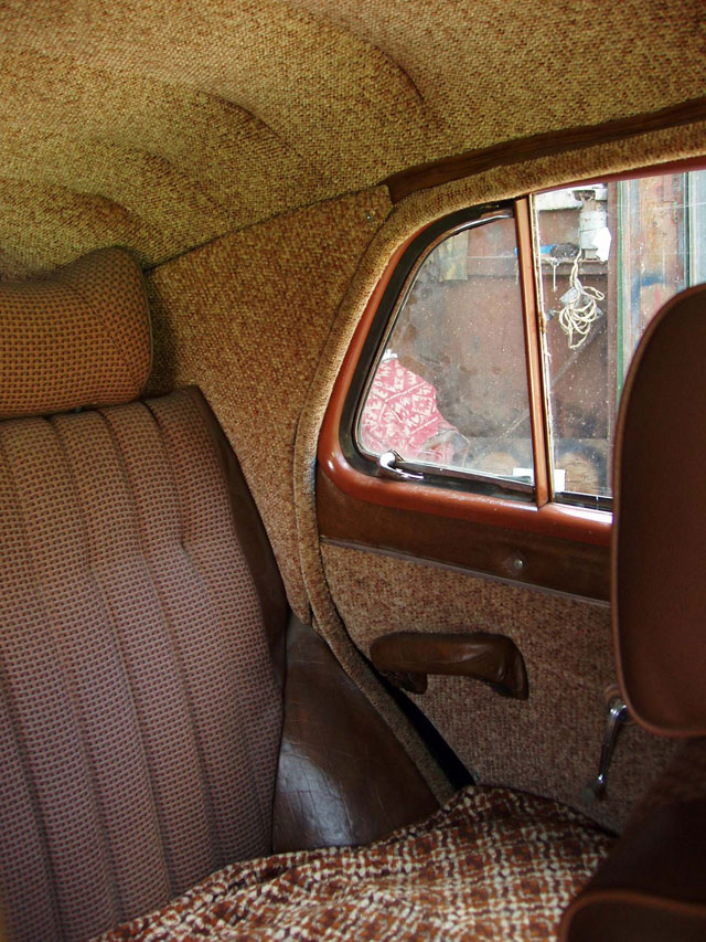 p90300901_592.jpg