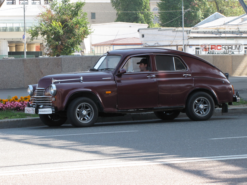 pobeda_gaz-m20_c942kc199_09-08-12__frontleft.jpg