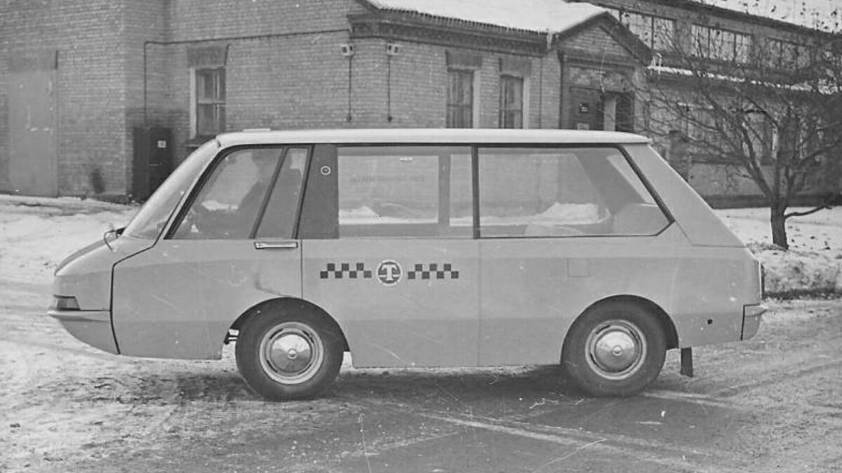 S00226-070023.jpg