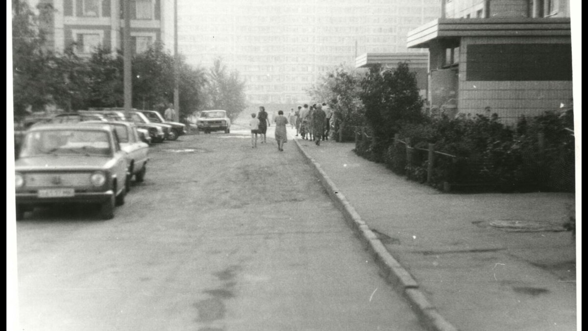 S00307-190451.jpg