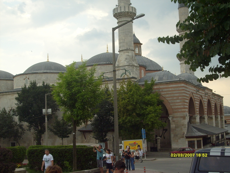 s6301027y.jpg