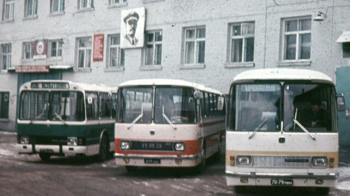 S90620-084333.jpg