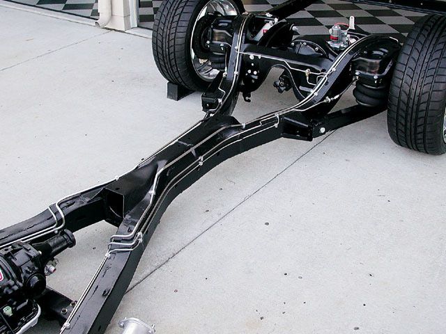 sucp_0810_09_z+custom_stainless_steel_lines+61_impala_x_frame.jpg