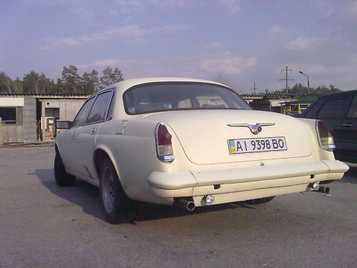 Volga Jaguar (2).jpg