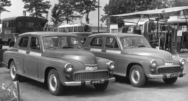warszawa taxi2.jpg